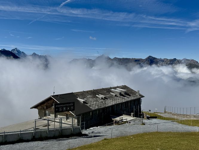 Picture 39 of Eiger Trail Hike