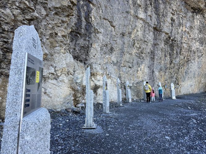 Exhibit of mountaineering achievements