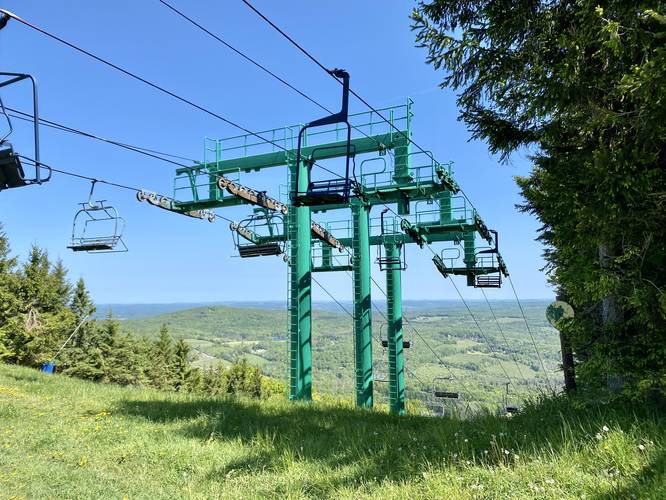 Chair lift at Tunkhannock Spur