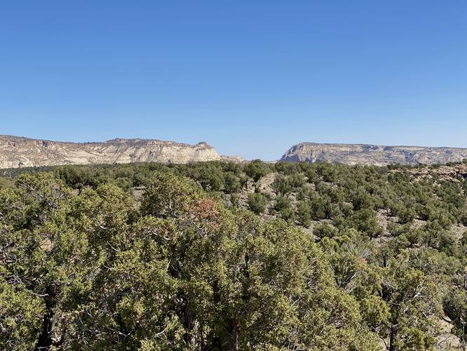 View of nearby mesas of Escalante, Utah