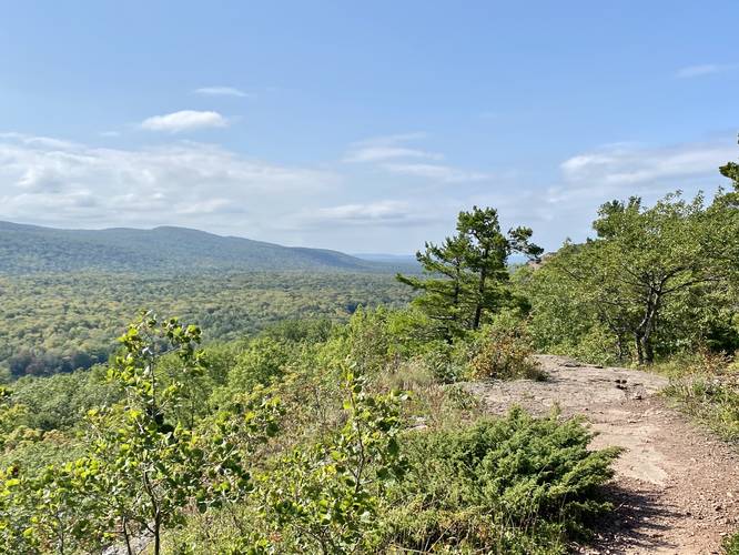 View facing west of the Porcupine Mountains from the Escarpment Trail
