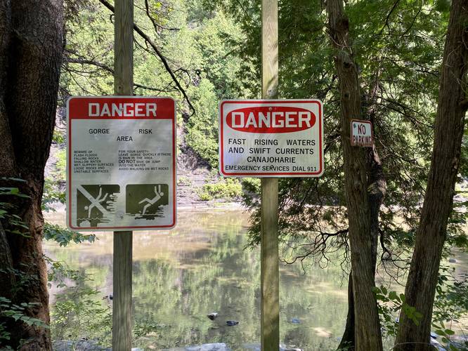 Danger, drowning and falling rock hazards at Wintergreen Park