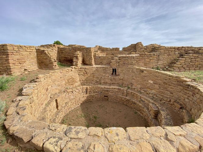 Kiva inside the Far View House