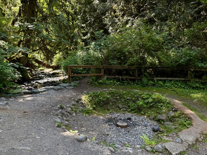 Default image for Flaming Geyser and Bubbling Geyser Hike, a 0.6-mile trail in Black Diamond, WA (US)