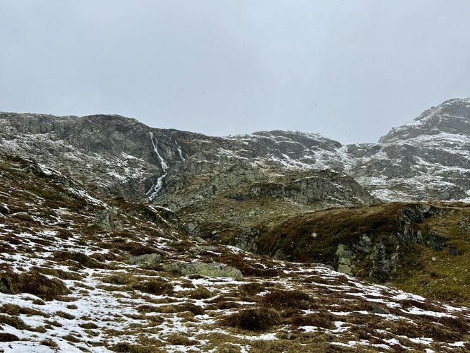 Another view of the waterfall in Flüela Pass from the hiking trail