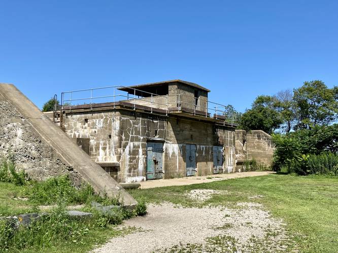 Battery Chapin military fortification (WWII)