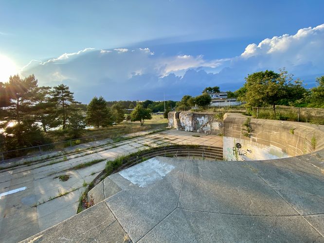View into Battery Hunter