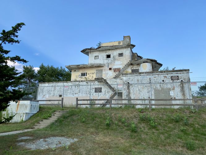 Battery Kirk