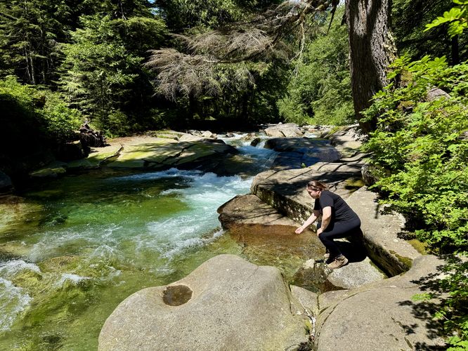 Picture 5 of Franklin Falls Trail