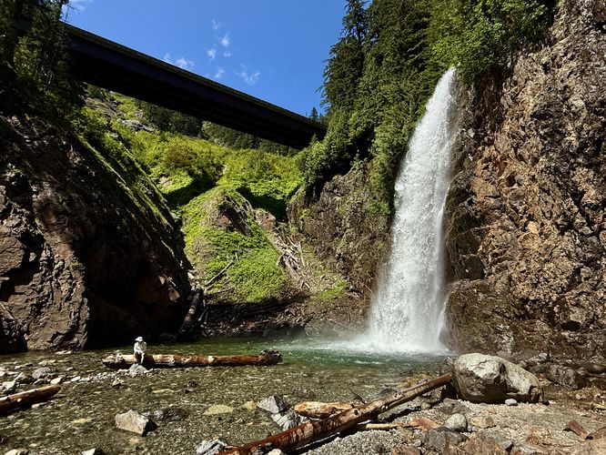 Franklin Falls (approx. 135-feet tall)