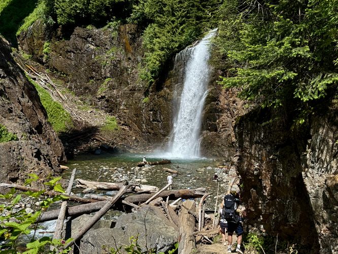 Picture 32 of Franklin Falls Trail