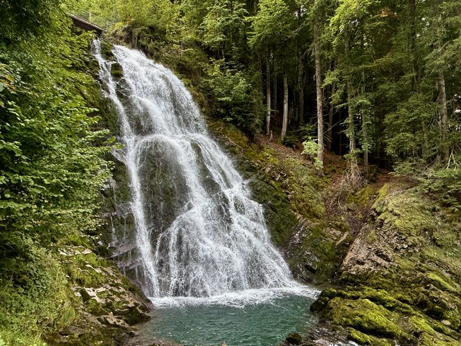 Picture 23 of Giessbach Falls Trail