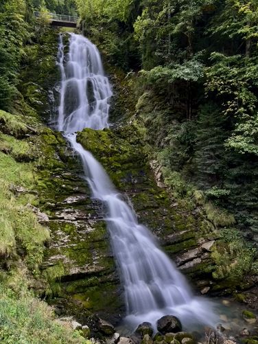 Picture 28 of Giessbach Falls Trail