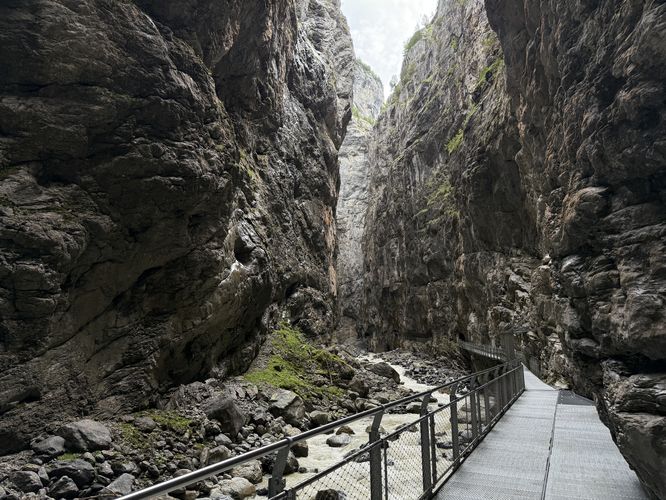 Picture 10 of Glacier Canyon Trail