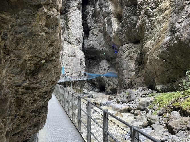 Picture 11 of Glacier Canyon Trail