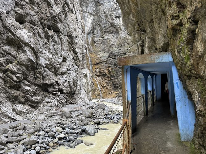 Picture 12 of Glacier Canyon Trail