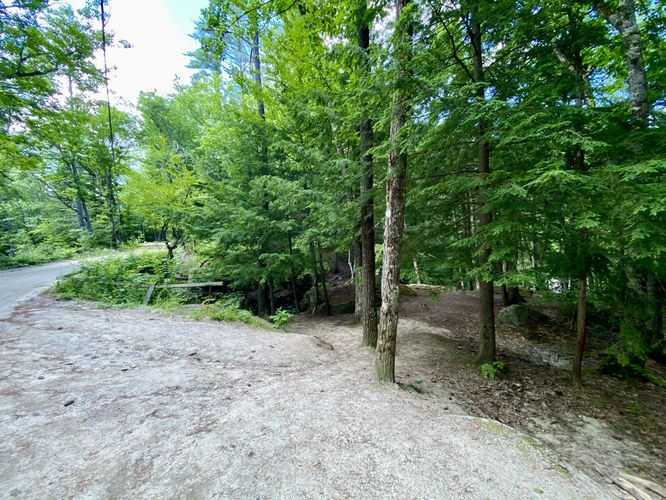Gleason Falls Trail trailhead