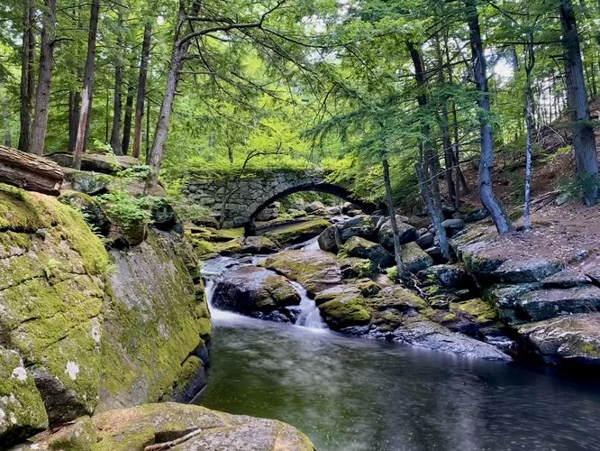Default image for Gleason Falls Trail, a 0.1-mile trail in Hillsborough, NH (US)