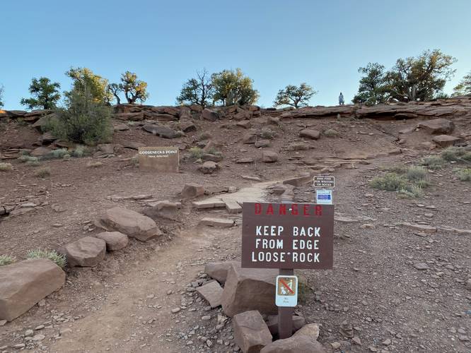 Goosenecks trailhead at Capitol Reef National Park