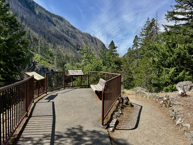 Gorge Dam Overlook (universal-access path ends)