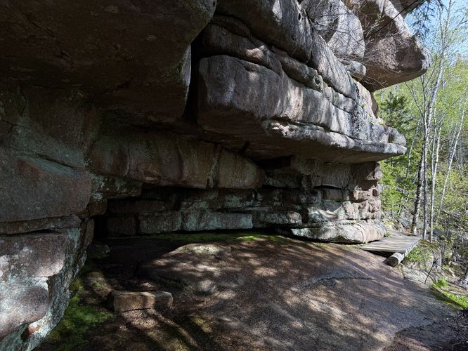 Damp and mossy cave among the Cadillac Cliffs