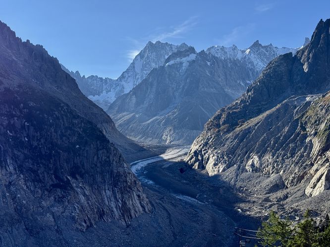 Picture 3 of Grand Balcon Nord Hike