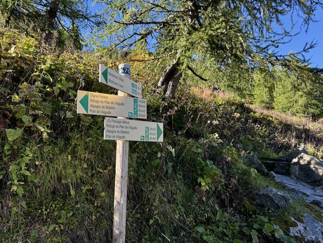 Picture 13 of Grand Balcon Nord Hike