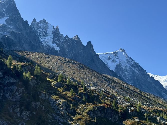 Picture 49 of Grand Balcon Nord Hike