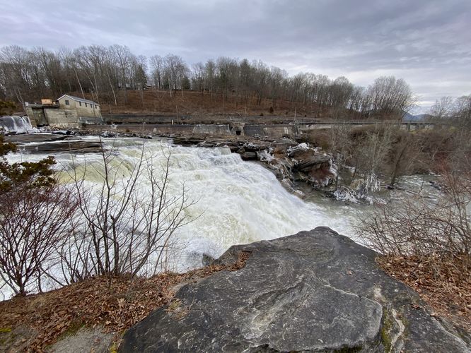 Great Falls, approx. 50-feet tall (side view viewpoint #2)