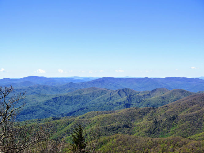 Default image for Green Knob Lookout Tower Hike, a 5.6-mile trail in Burnsville, NC (US)