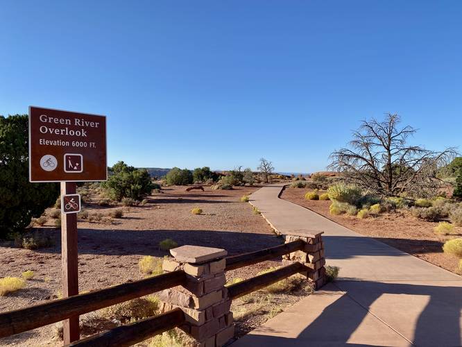 Green River Overlook trailhead