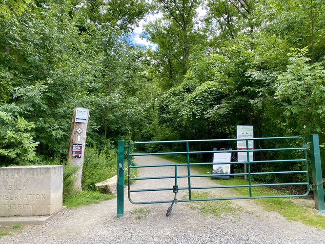 Grimsby Point trailhead