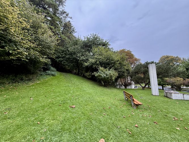 Trailhead to Burg Gutenberg