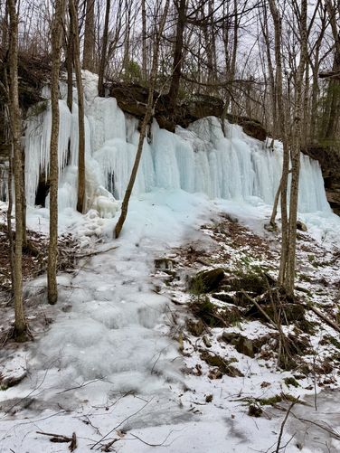 Picture 4 of Haunted Mine Falls Ice Climbing 020225