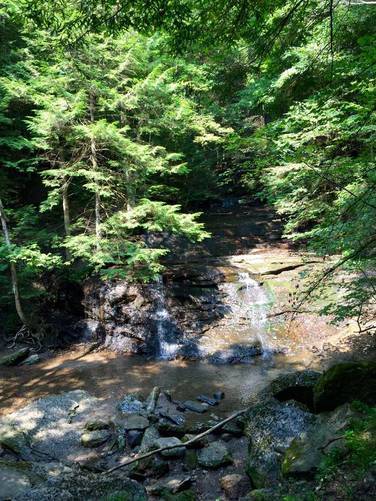 Picture 2 of Hell's Hollow Falls