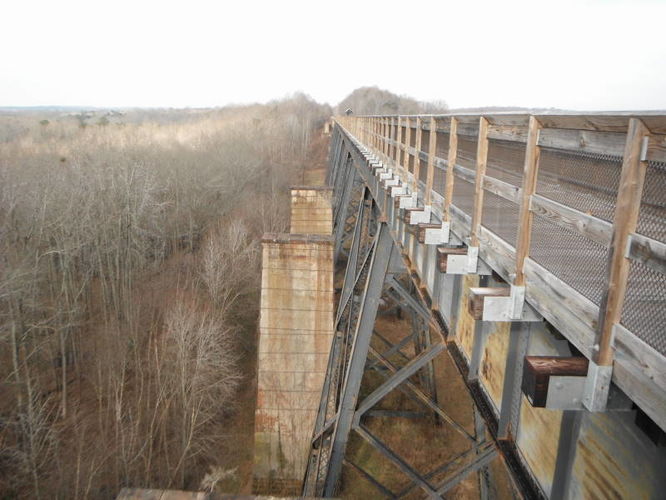 Default image for High Bridge Hike, a 9.7-mile trail in Farmville, VA (US)