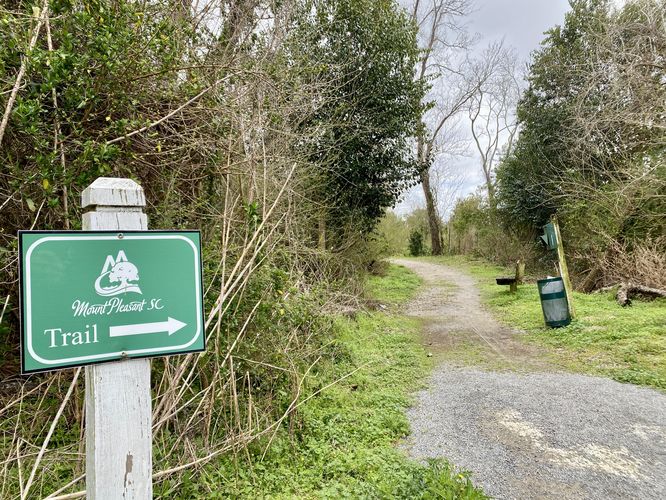 Hog Island (Patriot's Point) trail