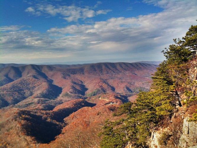 Default image for House Mountain Hike, a 8.0-mile trail in Lexington, VA (US)