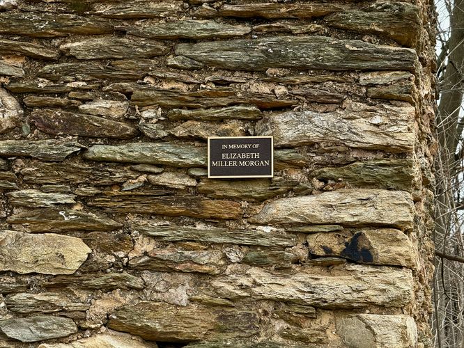 Plaque dedicated to Elizabeth Miller Morgan