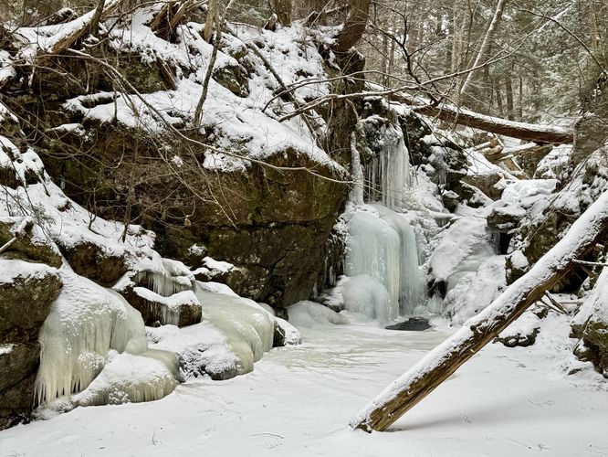 Short frozen waterfall in Gill Brook, approx, 8 feet tall