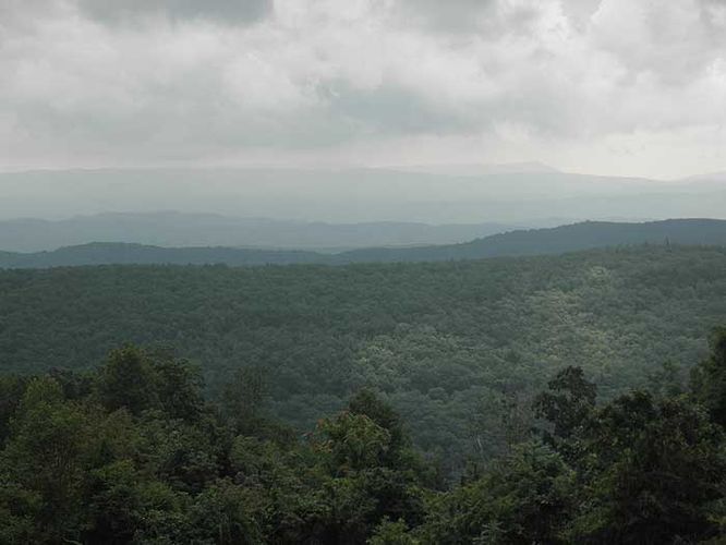Default image for Ingals Overlook Hike, a 2.3-mile trail in Warm Springs, VA (US)