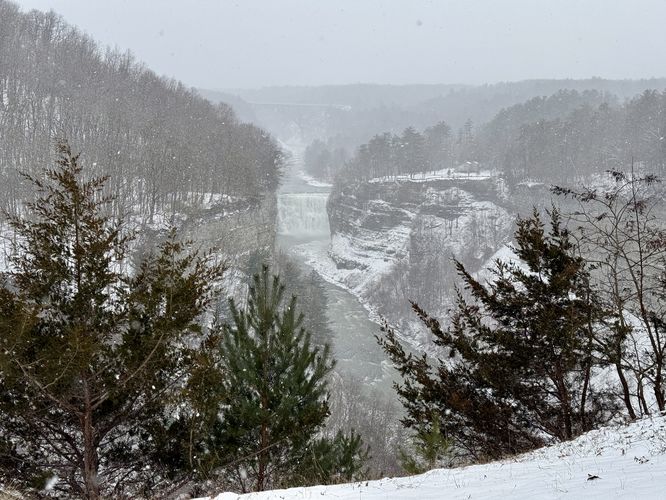View of Middle Falls from Inspiration Point