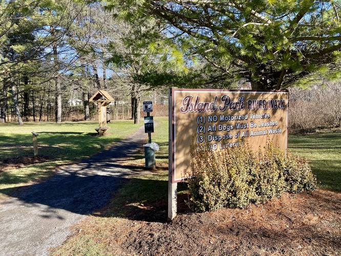 Island Park River Walk trailhead