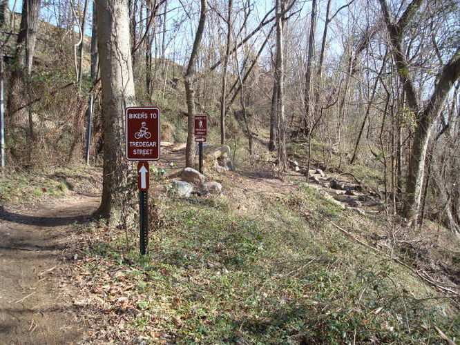 Picture 35 of James River Hike 010210