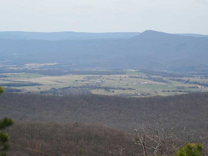 Default image for Jeremy's Run Hike, a 14.0-mile trail in Fourway, VA (US)
