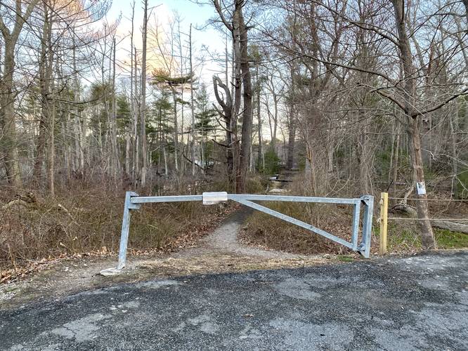 Joe's Rock trailhead