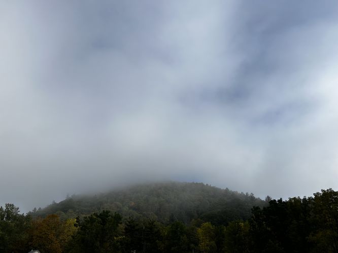 Picture 5 of Johnson cliff foggy morning below