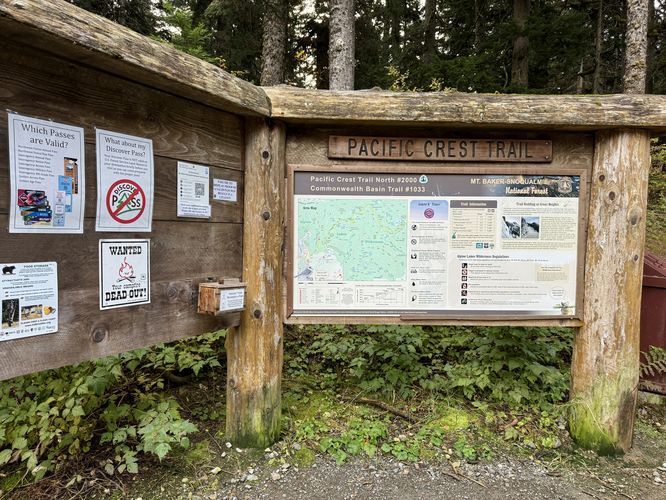 PCT trailhead for the Kendall Katwalk