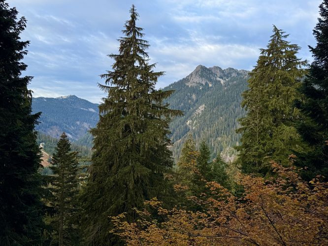 View of mountains surrounding Snoqualmie Pass