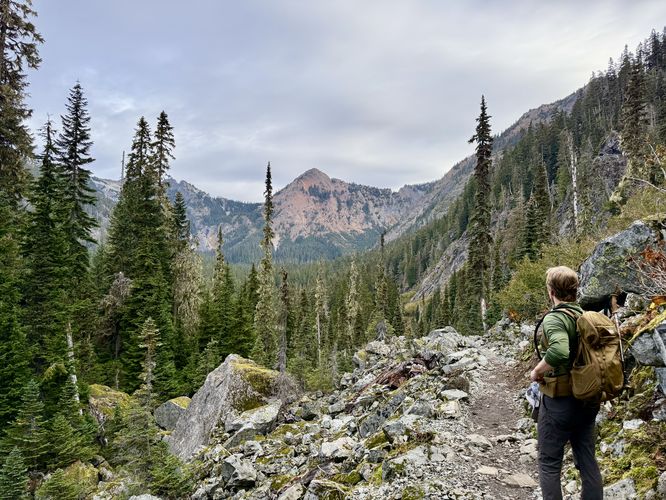Picture 11 of Kendall Katwalk Hike